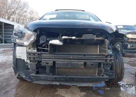 2018 Nissan Kicks Sr из США, поврежденный, VIN 3N1CP5CU6JL513667